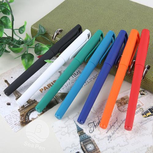 我们的笔芯分为,圆珠笔芯,中性笔芯,水芯,油墨都